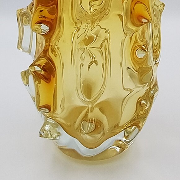 1960s Luxury Hancrafted Sculpture Vase in Glass By Jan Beranek for Skrdlovice . - Picture 9 of 9